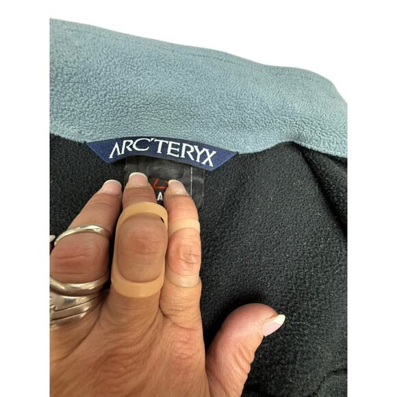 "ARCTERYX"  Women's Polartec Zip Up Jacket SZ M Zip Pockets Cinch Waist Ski - Picture 9 of 16